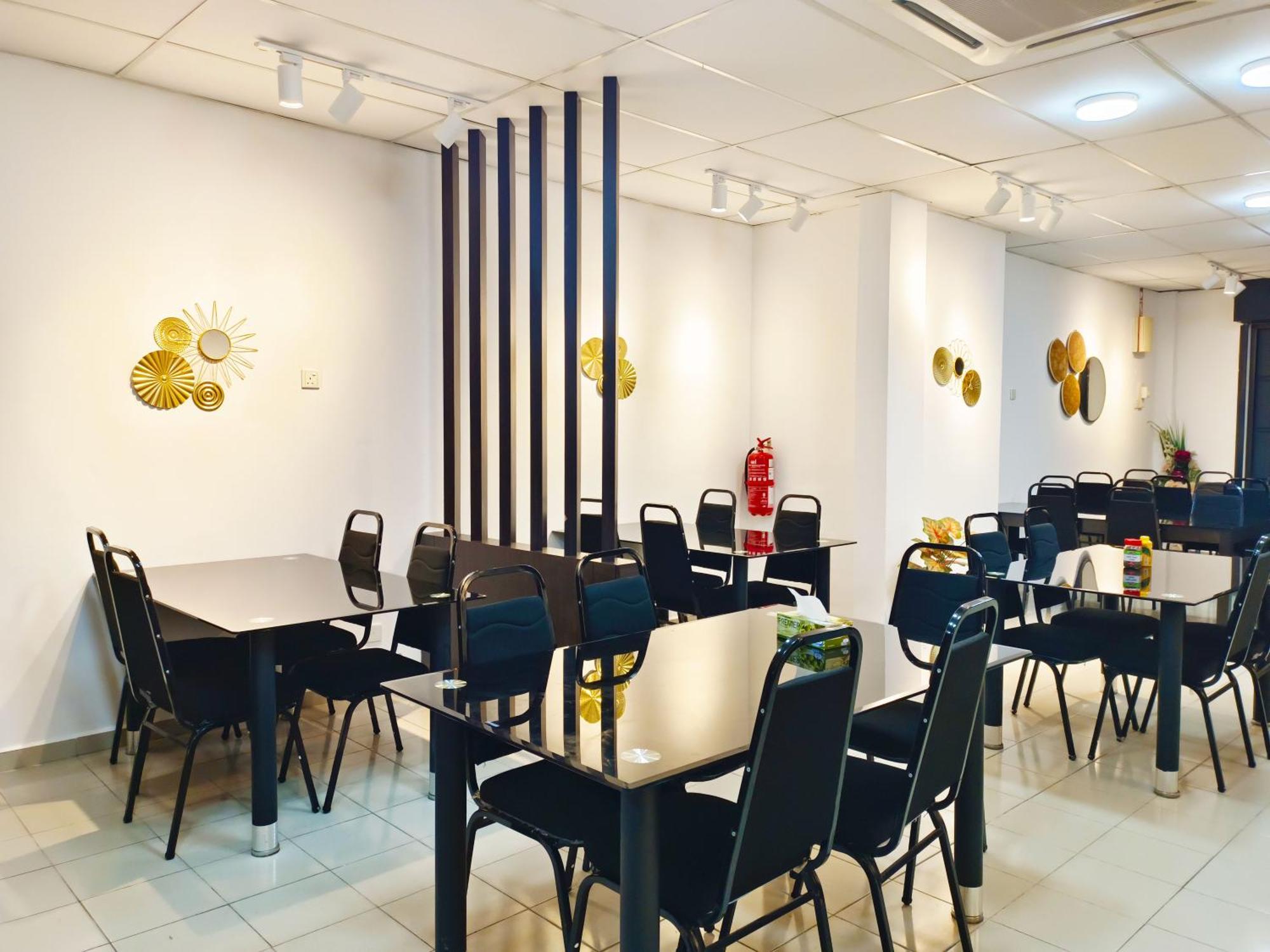Salaam Suites Hotel Κότα Μπάρου Εξωτερικό φωτογραφία