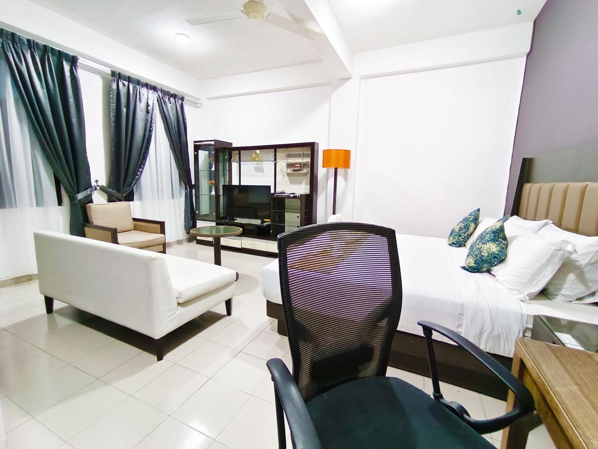 Salaam Suites Hotel Κότα Μπάρου Εξωτερικό φωτογραφία