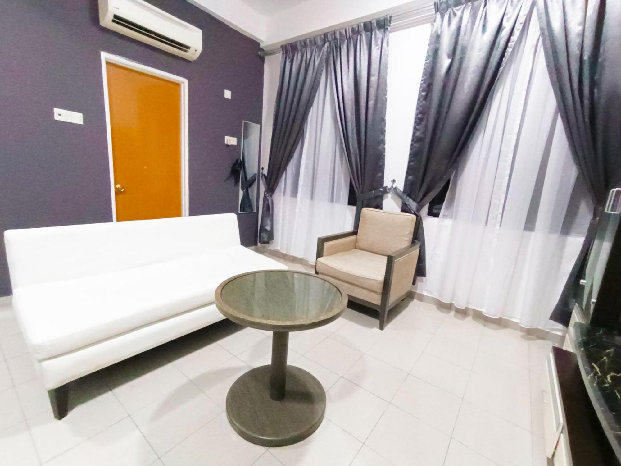 Salaam Suites Hotel Κότα Μπάρου Εξωτερικό φωτογραφία